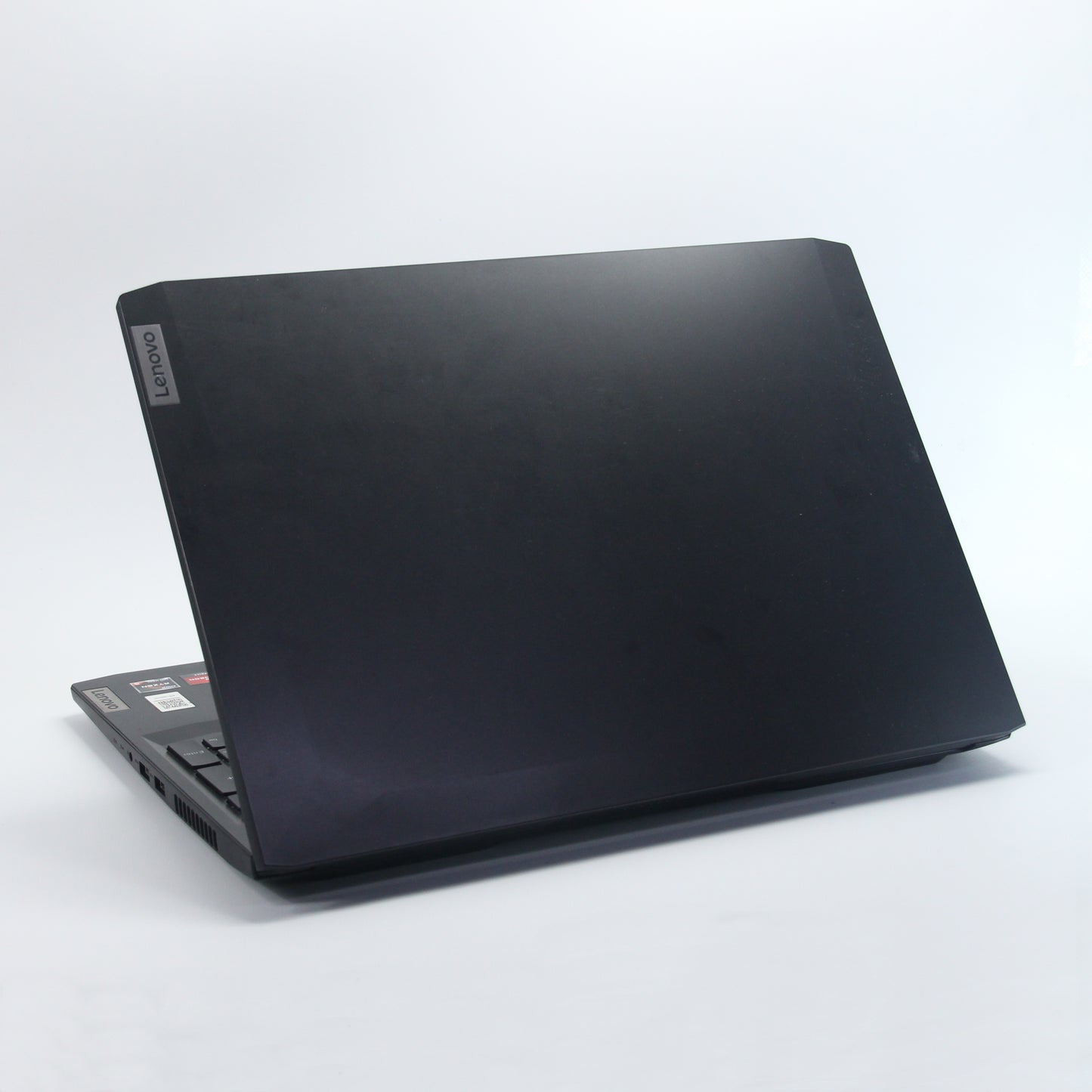 LENOVO Gaming, RTX 2050, Ryzen 5 5500H, 512 Gb SSD / 16 Gb RAM