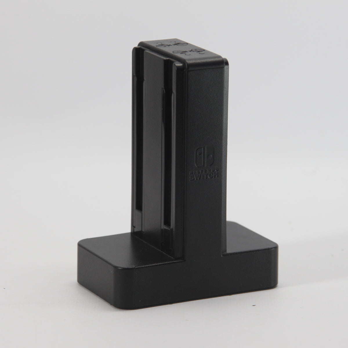 Dock 4 Joy-Con
