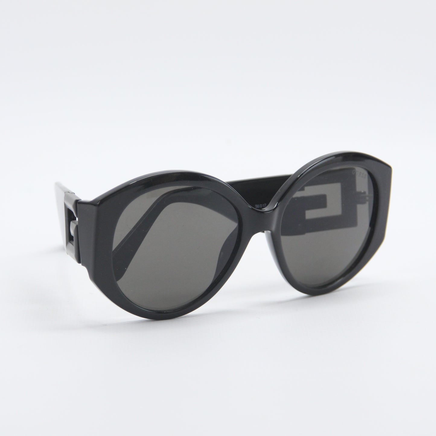 Guess GU7917