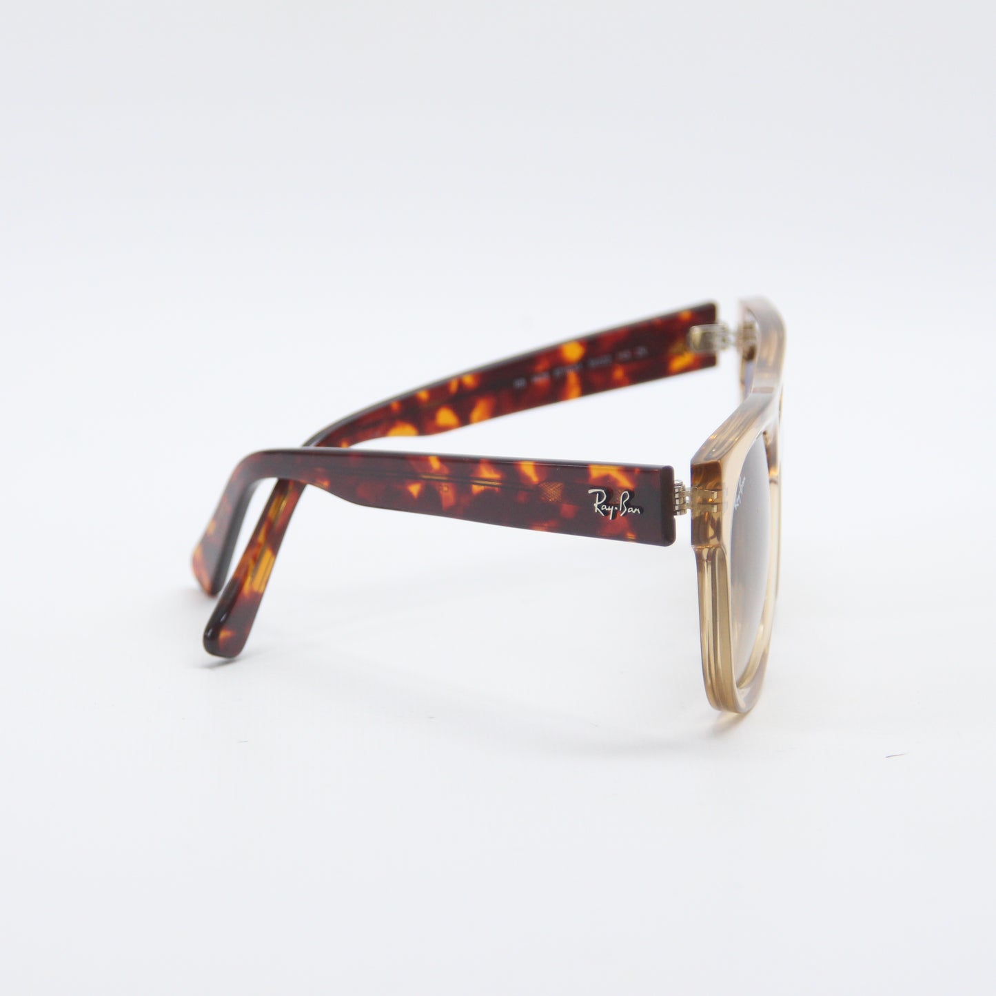 Ray-Ban RB4426