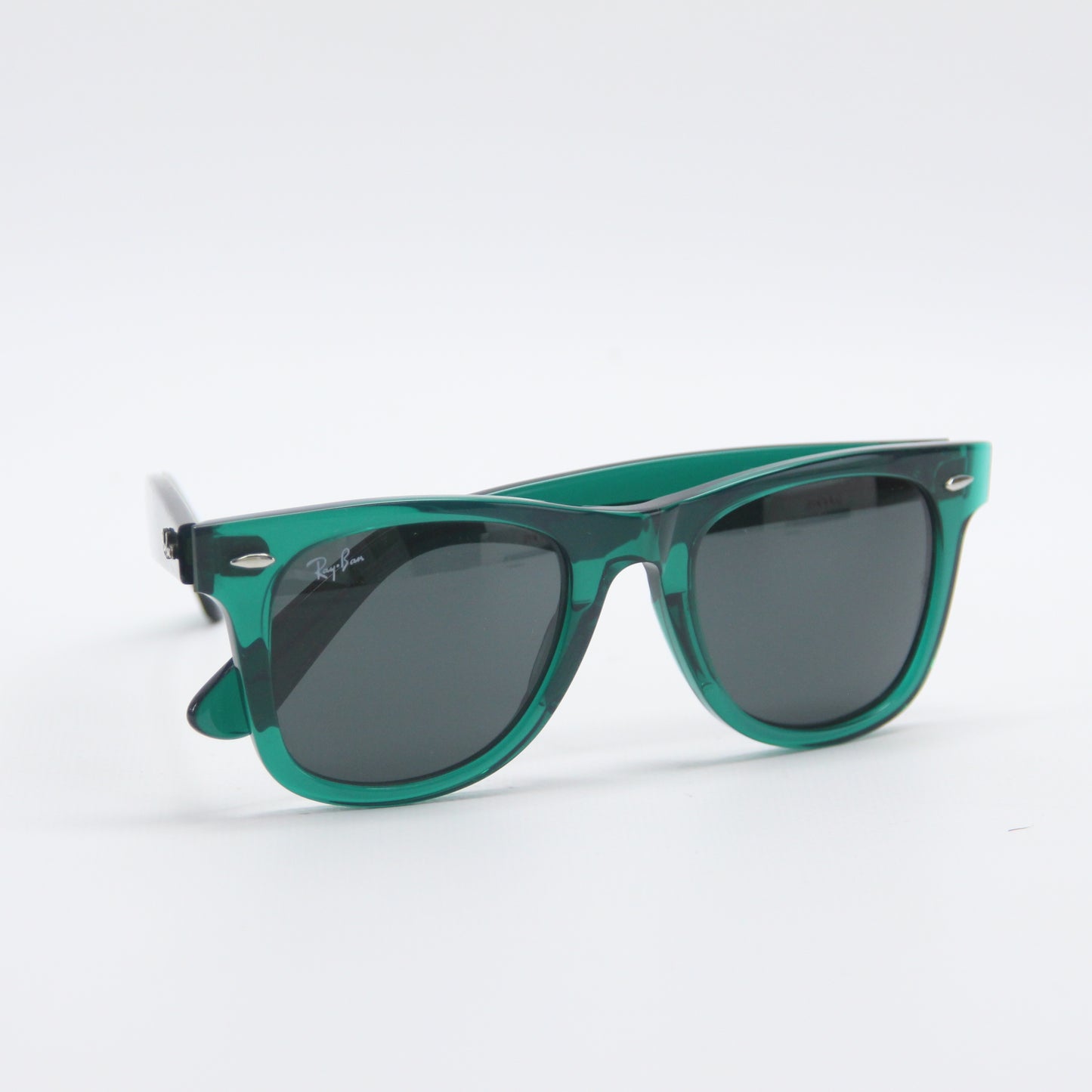 Ray-Ban RB2140