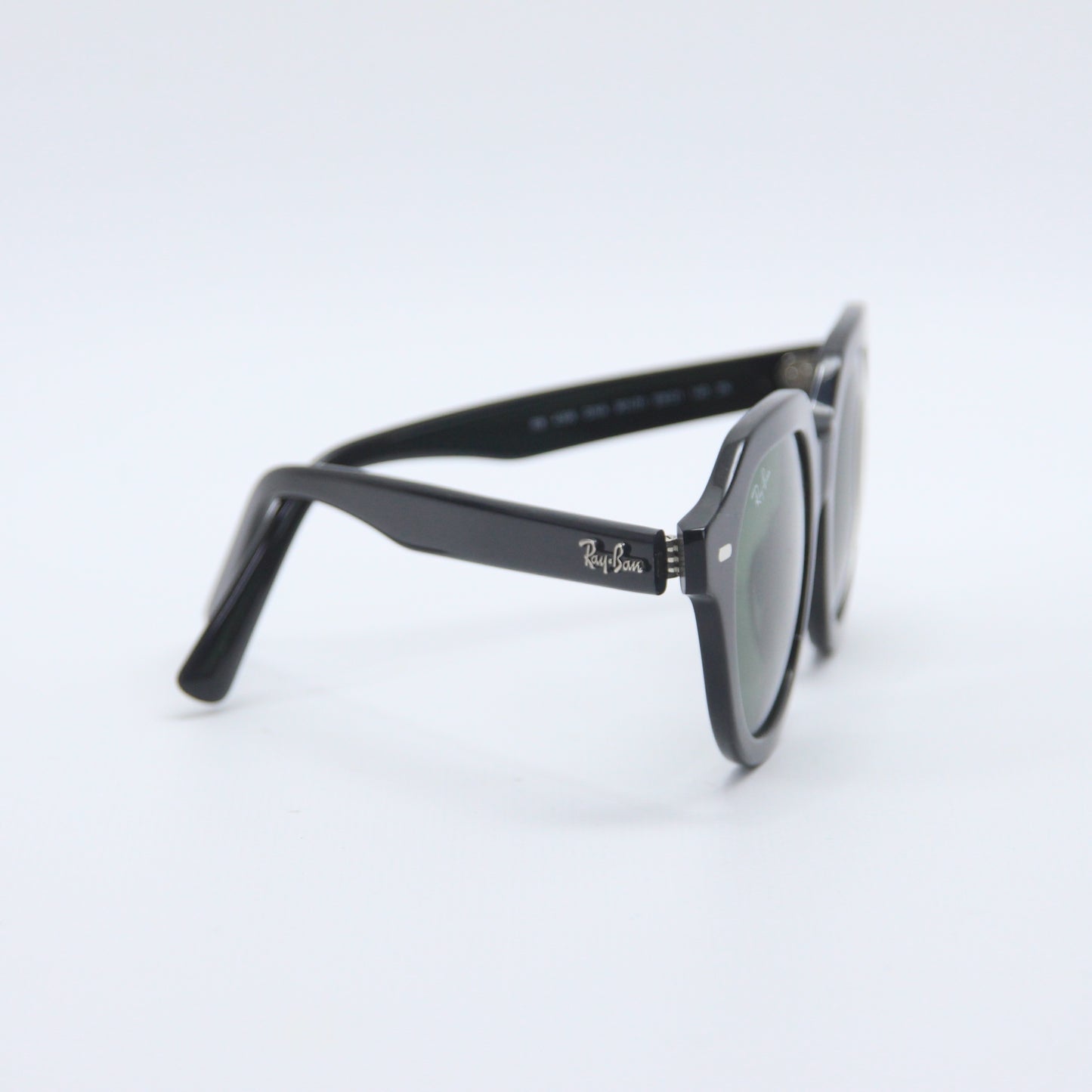 Ray-Ban RB4399
