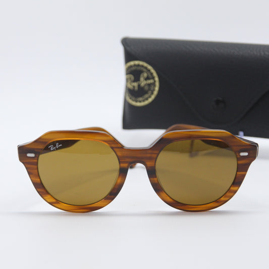 Ray-Ban RB439