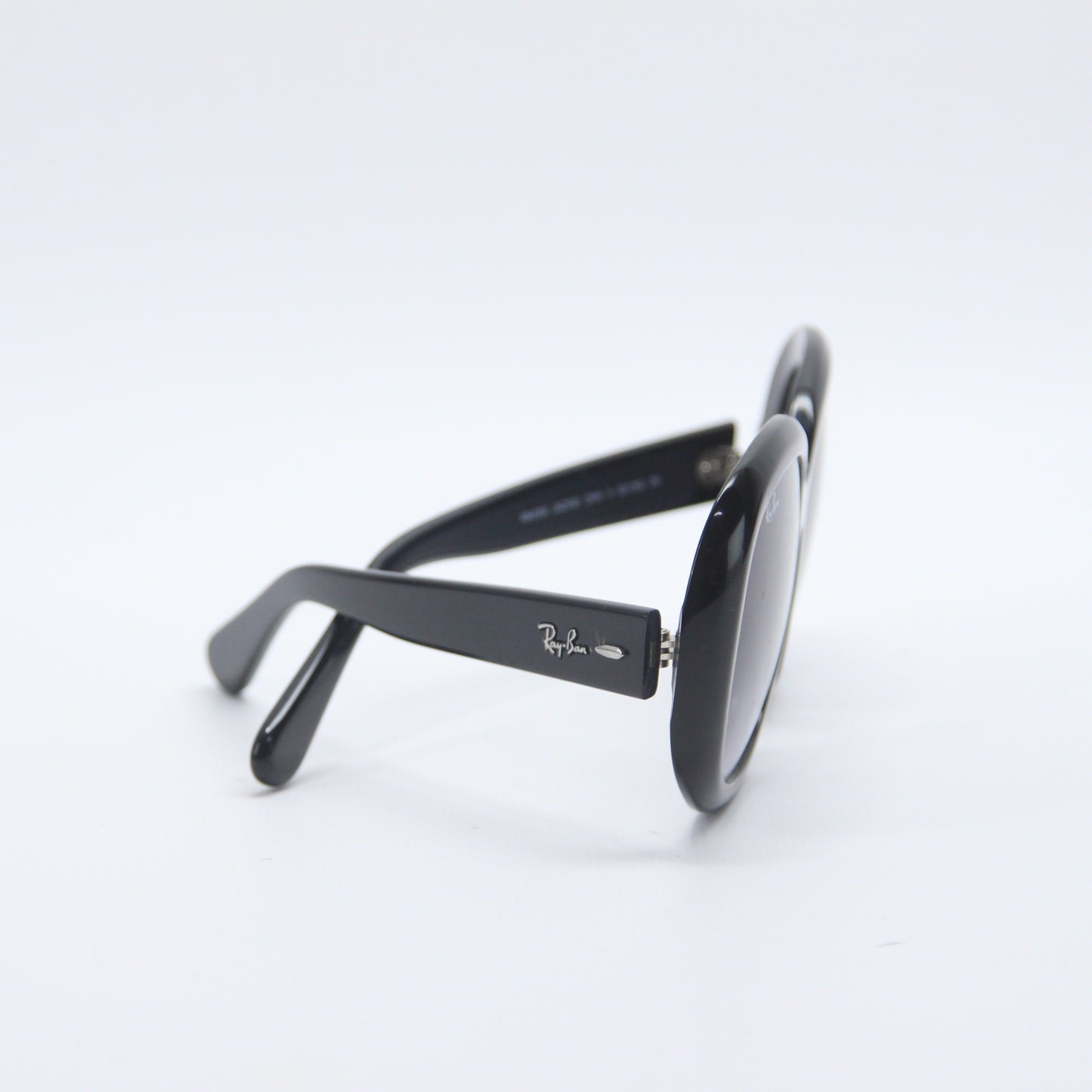 Ray-Ban RB409