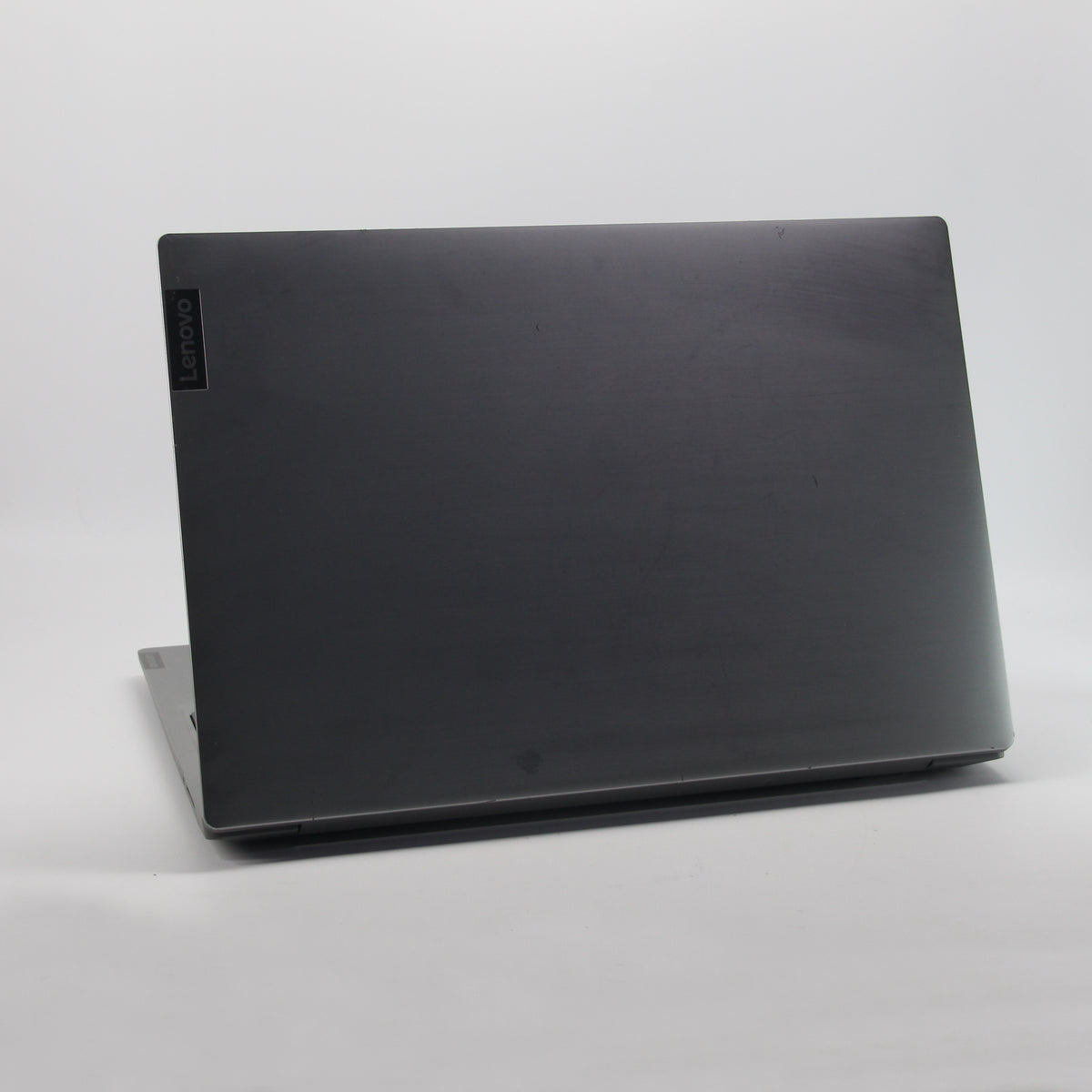 Lenovo - AMD A6-9225 Radeon R4 - 256 Gb SSD / 4 Gb RAM