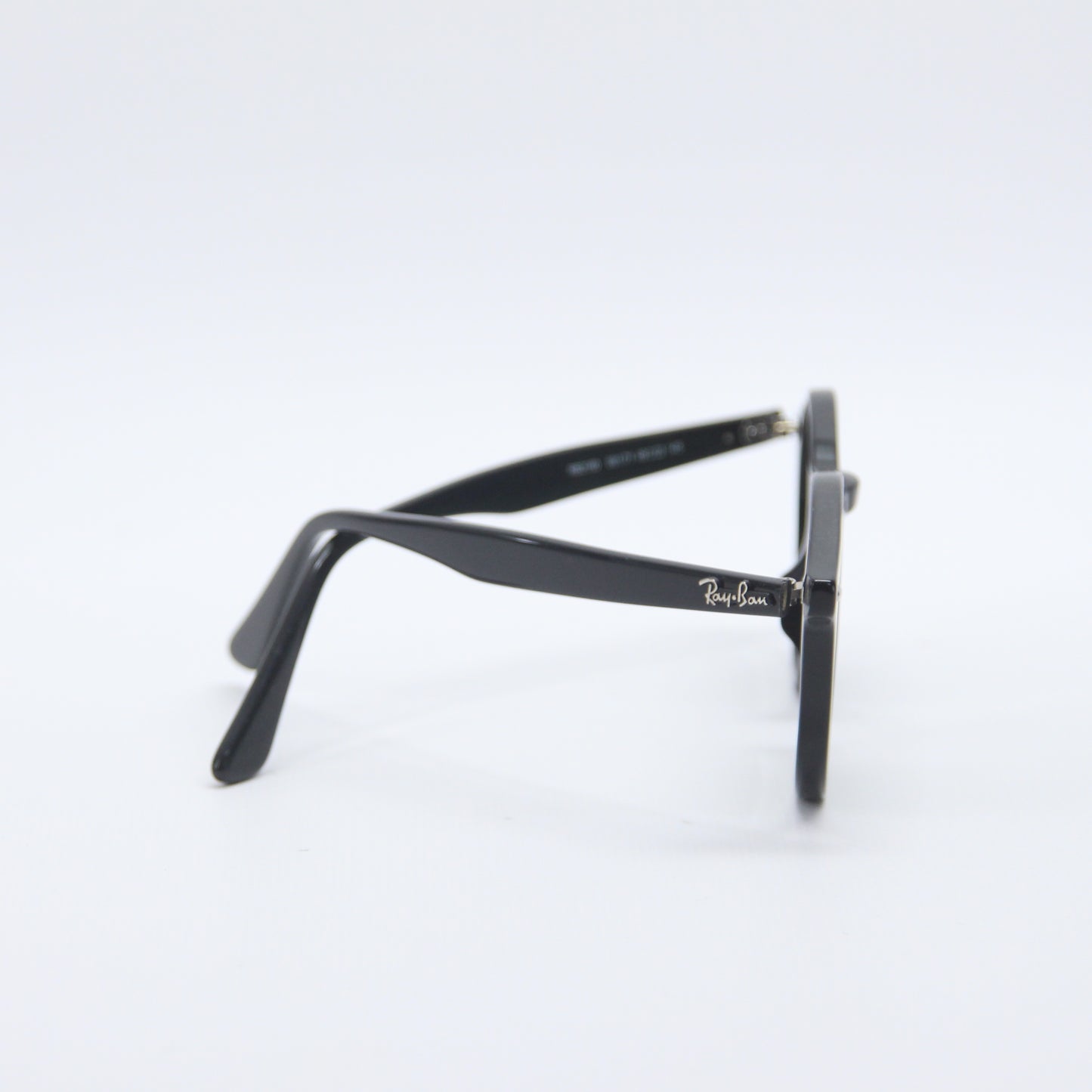 Ray-Ban RB2180