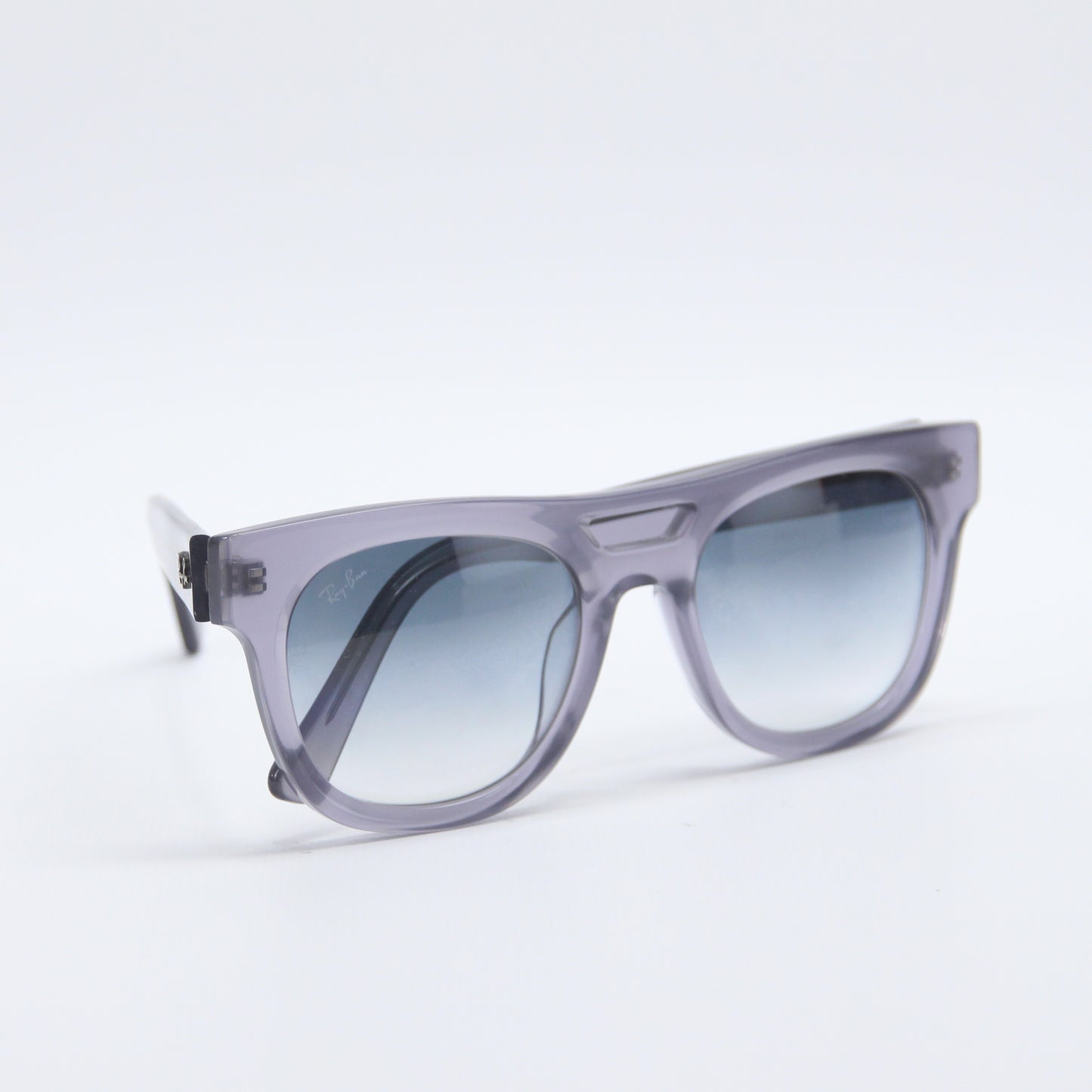 Ray-Ban RB442
