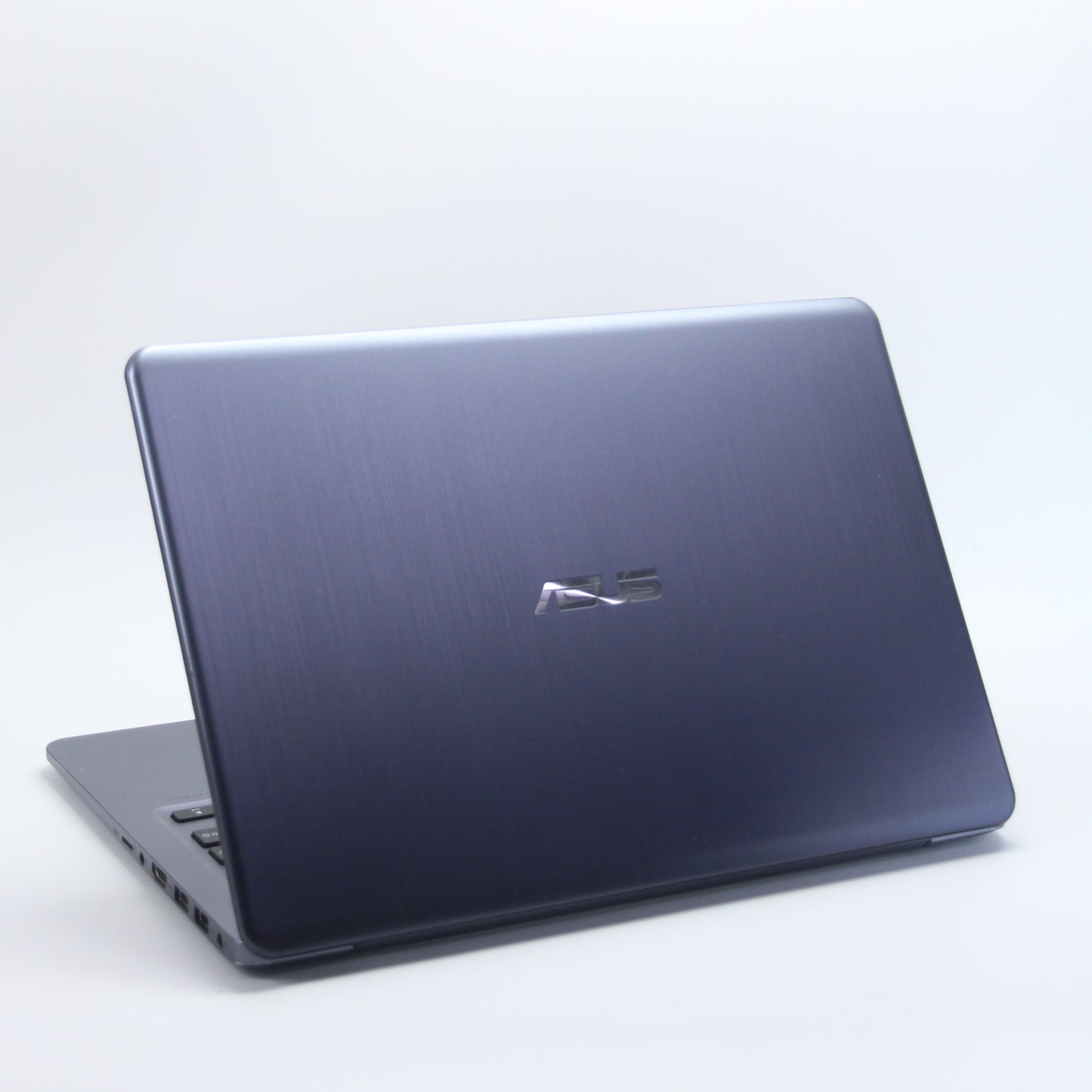 ASUS, Celeron N3350, 128 Gb SSD/4 Gb RAM