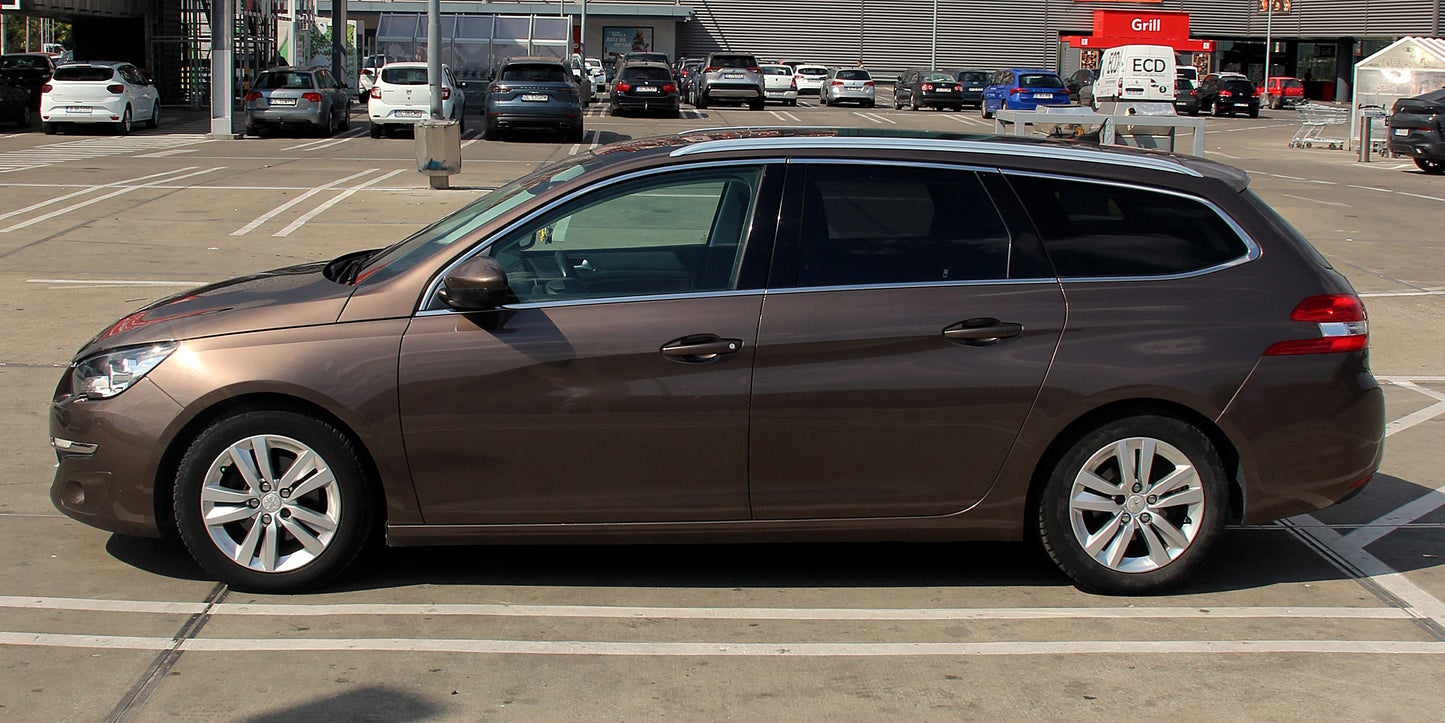 Peugeot 308 SW BlueHDi 120 Stop & Start Winter Edition - 218 000 Km