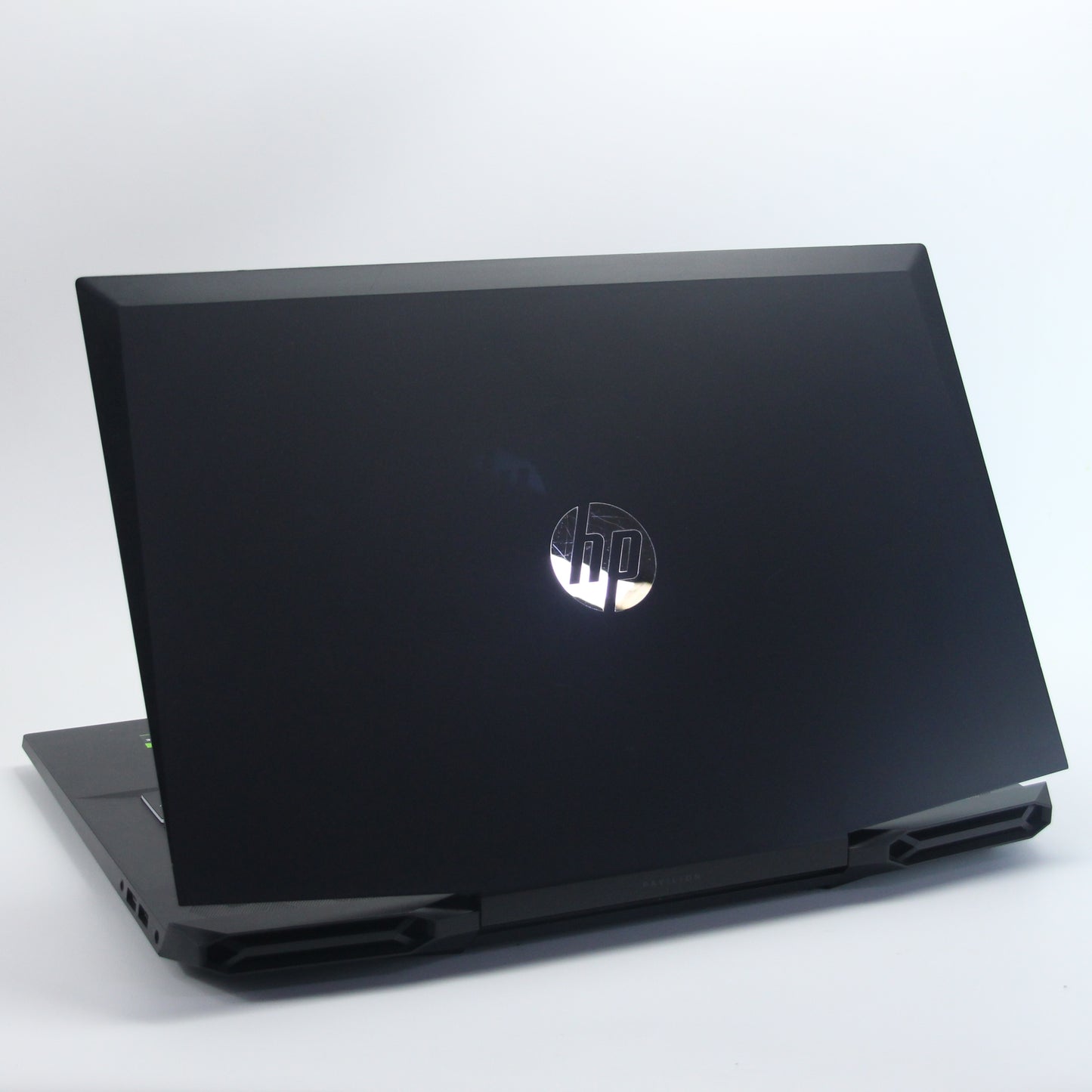 HP Pavilion, GTX 1650, i7-975H, 512 Gb SSD/16 Gb RAM