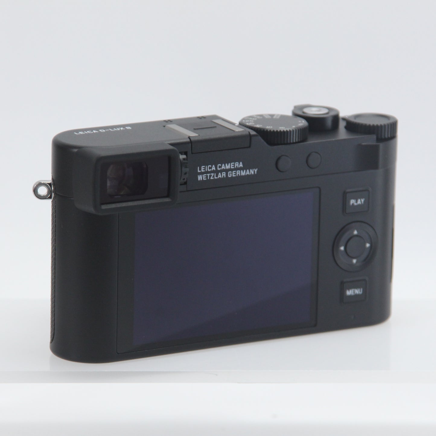 Leica D-Lux 8 - F:1.7-16