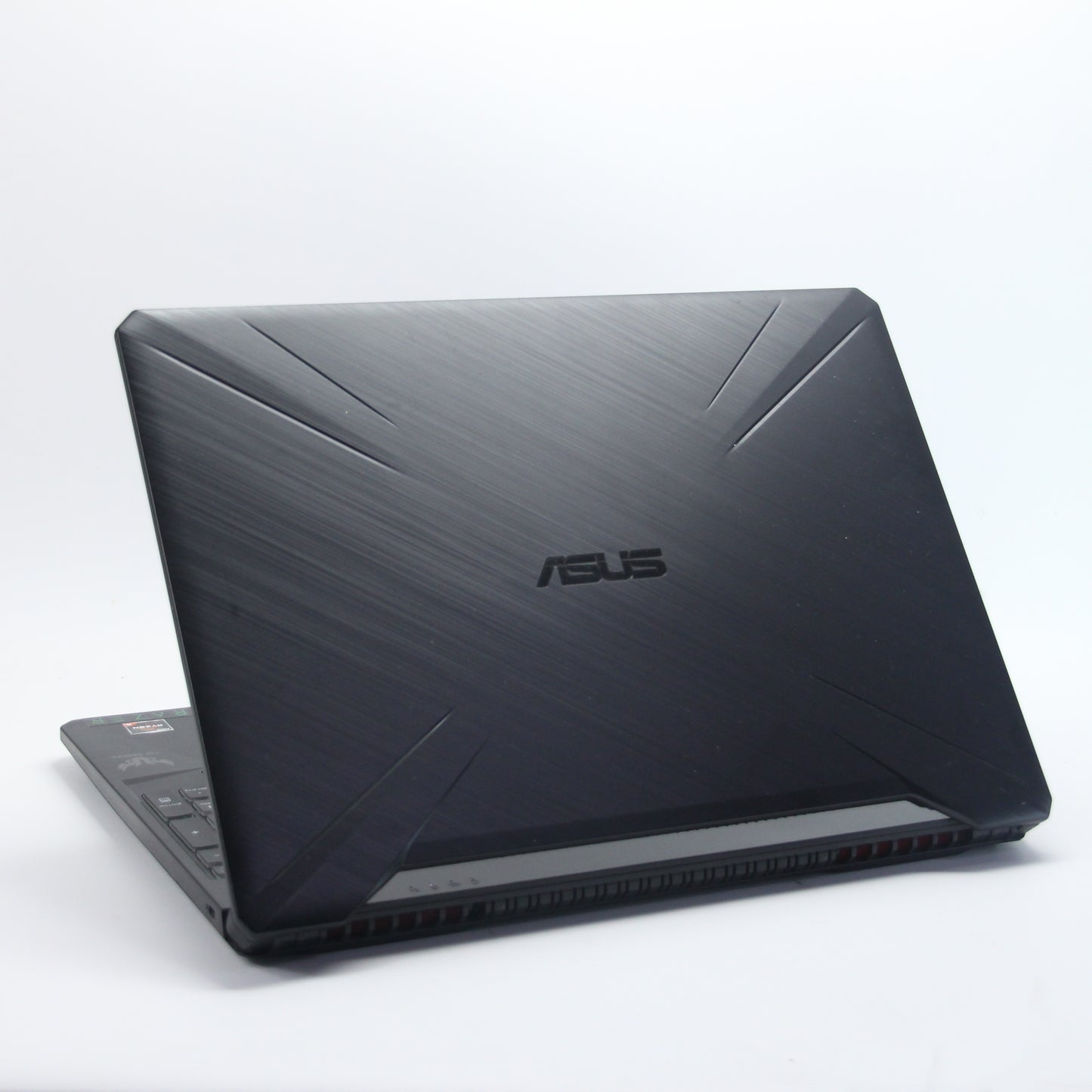 ASUS Tuf Gaming, GTX 1650, Ryzen5 3550H, 256 Gb SSD/ 1Tb HDD /8 Gb RAM
