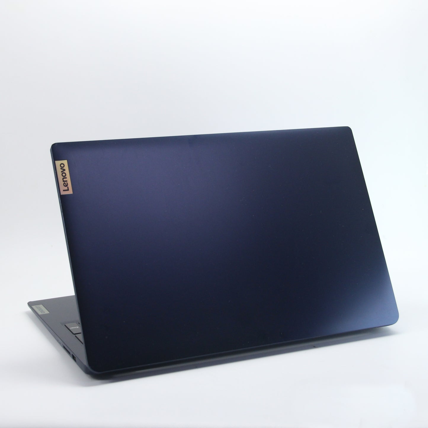LENOVO IdeaPad, Ryzen 3 7320U, 128 Gb SSD / 8 Gb RAM
