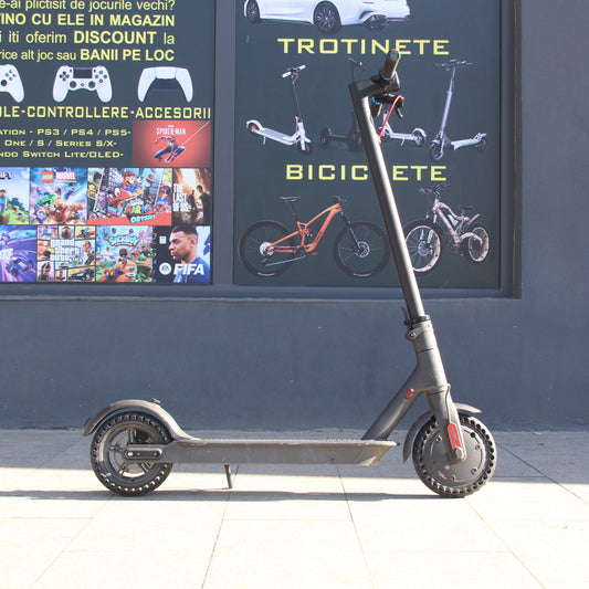 Trotineta Xiaomi Essential M365 - 20 Km/h - 250W