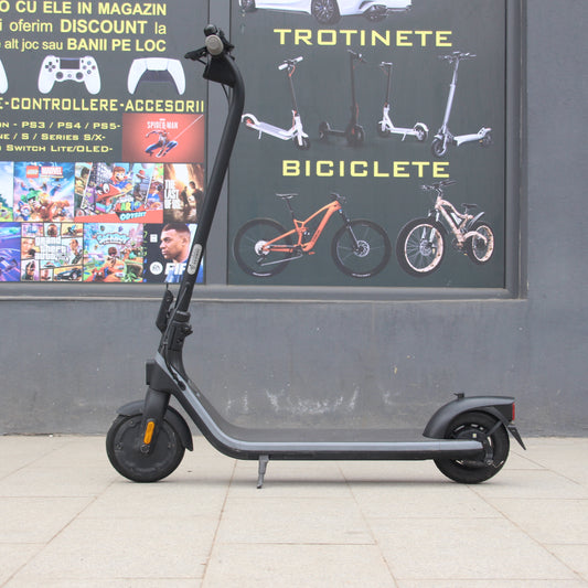 Trotineta Electrica Ninebot Kickscooter E2 - 20Km/h - 250W