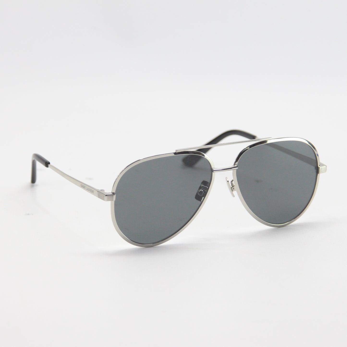 Saint Laurent II Zero 001 60/13-14