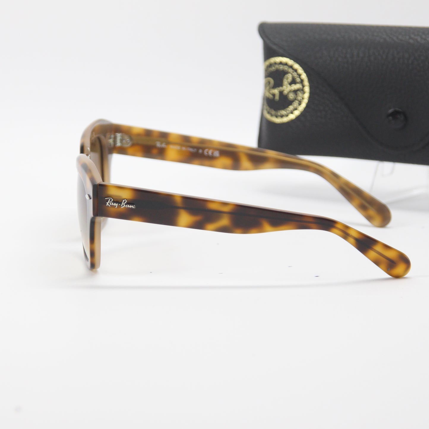 Ray-Ban RB2186