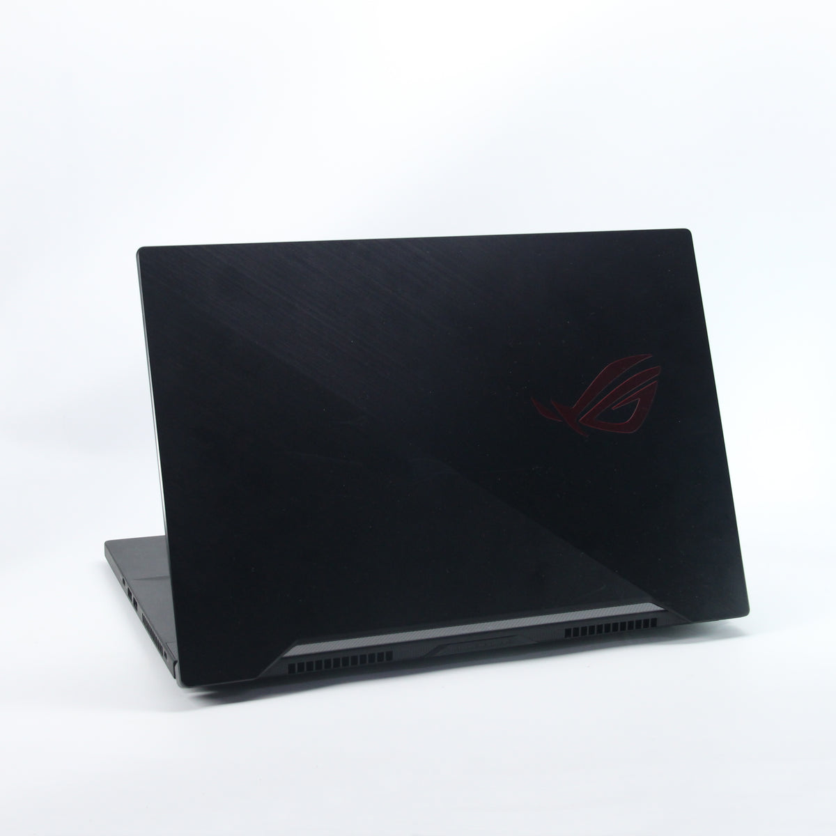 ASUS Zephyrus - AMD Ryzen 7 6800 - 512 Gb SSD / 16 Gb RAM