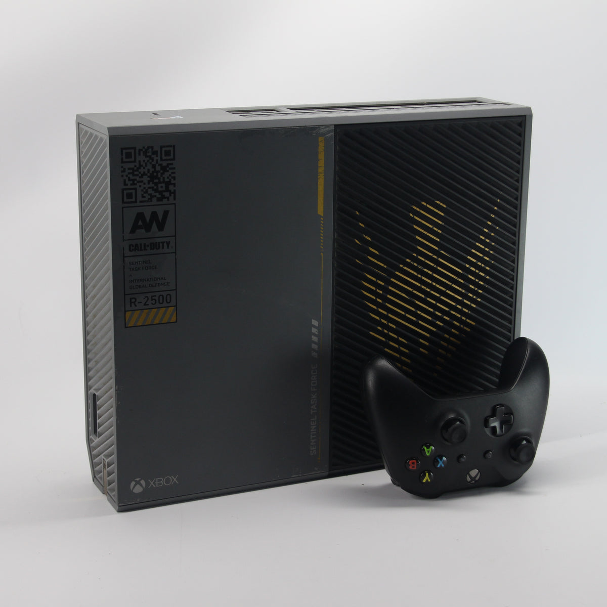 XBOX One - Disk Edition - 825 Gb
