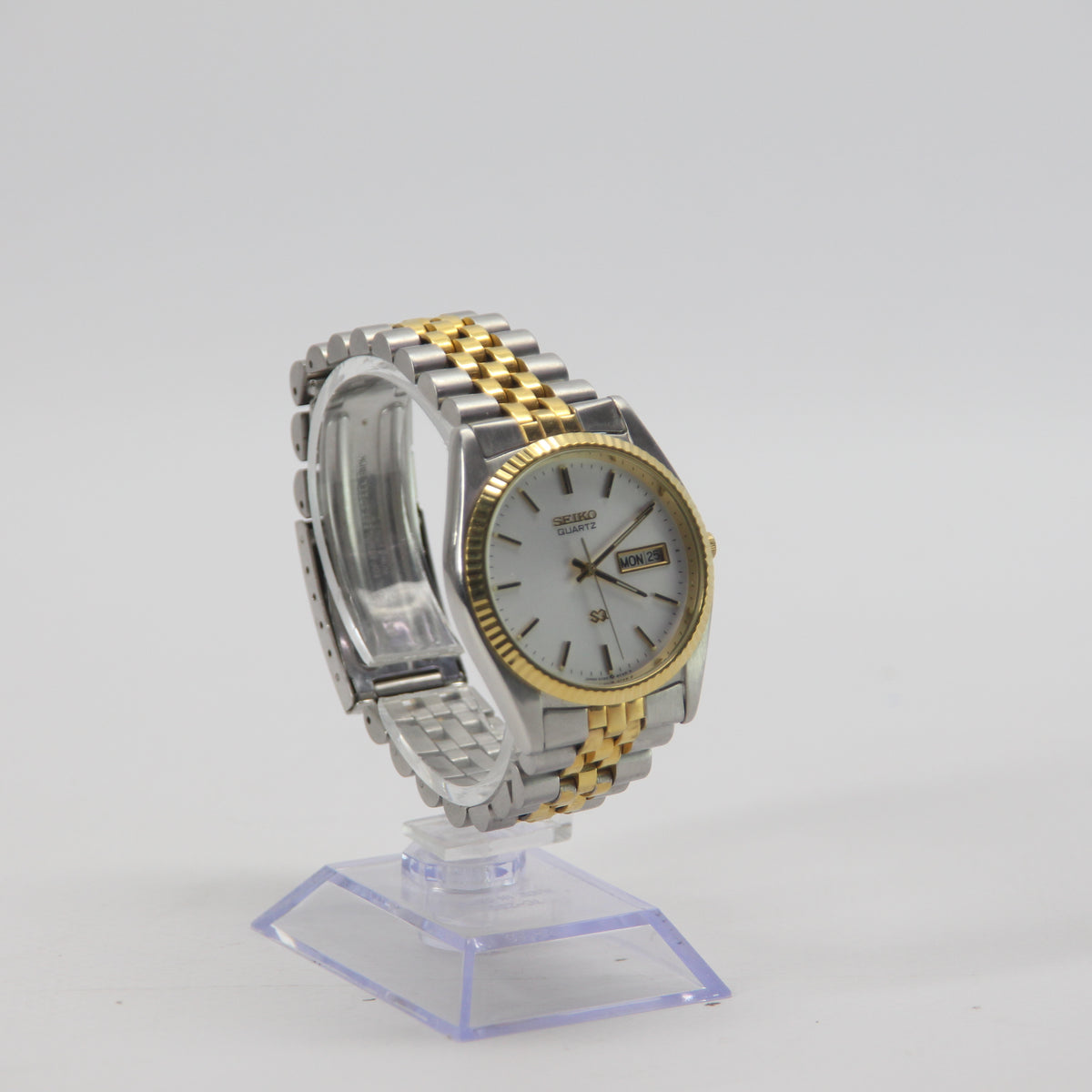 Seiko Quartz SQ 5Y-23-BA68